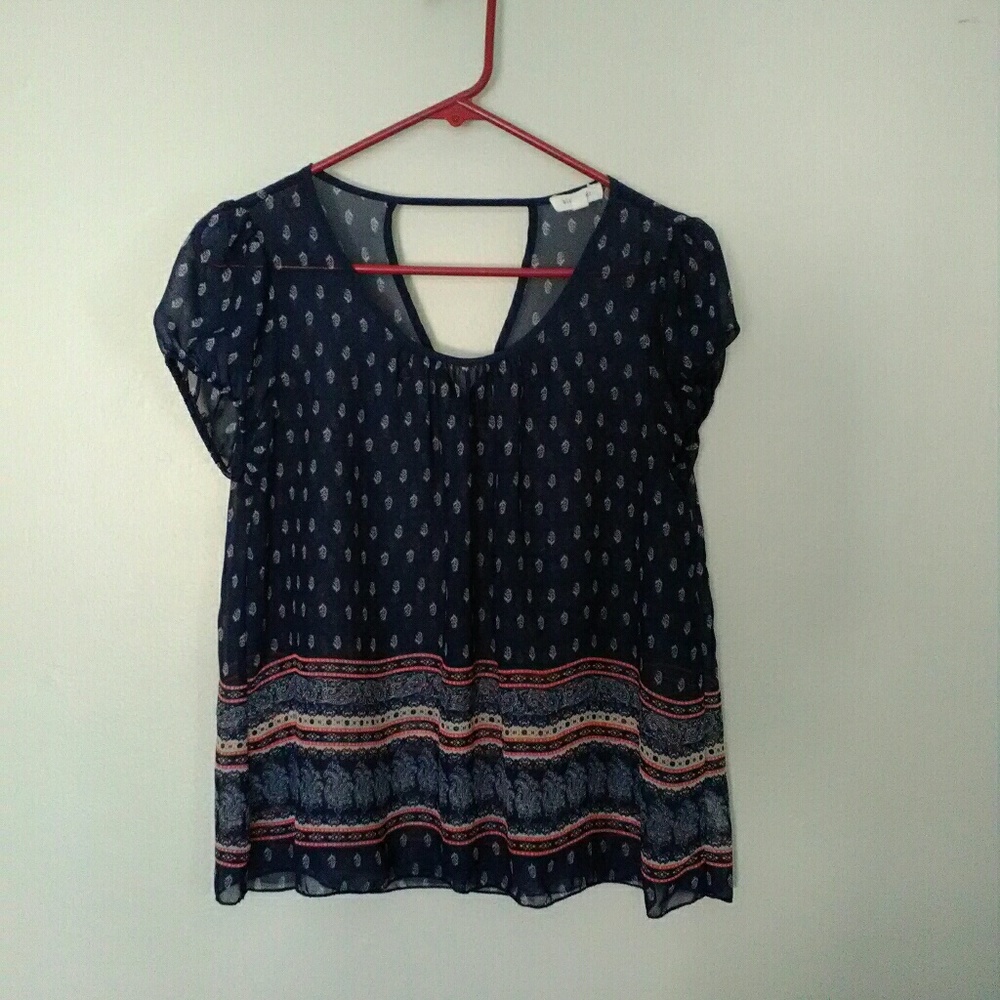 Short sleeve sheer boho top